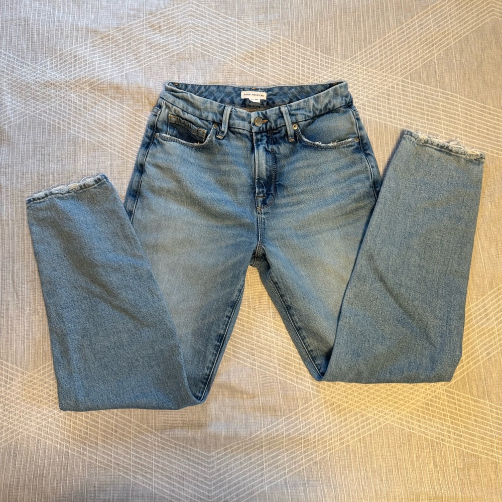 Good American The Weekender Jeans